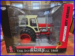 ERTL Precision Key Series #3 IH International Harvester 1468 V8 withDuals #14481
