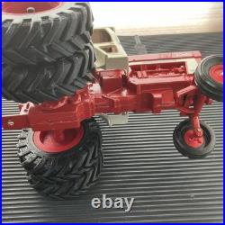 Ertl 116 International 1466 Turbo WF Tractor withCab & Dual Rear Wheels 1970s