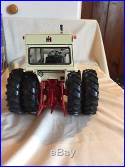 Ertl 116 Precision Series 18 The International Harvester 1466 Farm Tractor