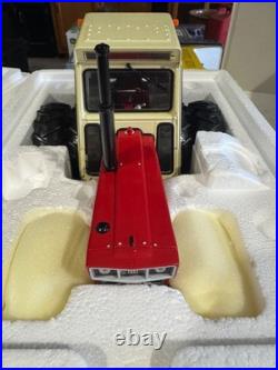Ertl 116 The International Harvester 1466 Precision Series #14204 NIB