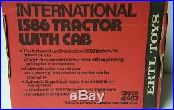 Ertl 116 scale International Harvester Tractor Model 1586 Dual Wheels MIB