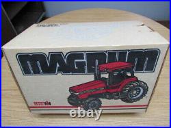 Ertl 1/16 Case Ih International Farmall 7130 Se Strasbourg Magnum Tractor