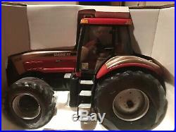 Ertl 1/16 Case Ih International Magnum 305 Tractor Dealer Editon