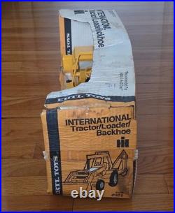 Ertl 1/16 Diecast International Harvester Toy Tractor Loader Backhoe 472 Nib