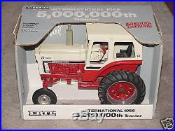 Ertl 1/16 Ih International Harvester 1066 5m Se Tractor