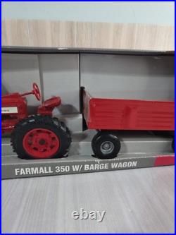 Ertl 1/16 International Harvester Farmall 350 Tractor With Barge Wagon