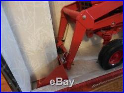 Ertl 1/16 International Ih 986 With Loader Farm Toy Neat! New In Box