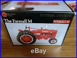 Ertl 1/16 Scale Precision Series #7 Farmall M Tractor Nib