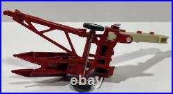 Ertl 1/64 International Harvester Tractor Lot 966 1066 1086 1466 1 PR Combine