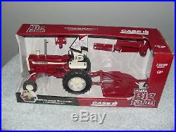 Ertl Big Farm 1/16 Ih Farmall 1206 Tractor Set With Lights And Sound