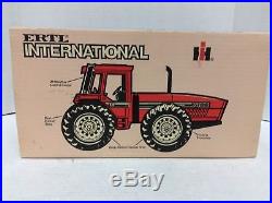 Ertl Collectible Case International Harvester 7488 Toy Tractor 1/16 Scale #467
