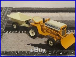 Ertl Cub Cadet 125 garden tractor 1/16 diecast lawn tractor replica collectible