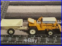 Ertl Cub Cadet 125 garden tractor 1/16 diecast lawn tractor replica collectible