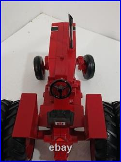 Ertl Custom International 1066 With Duals 1991 Black Stripe Special Edition