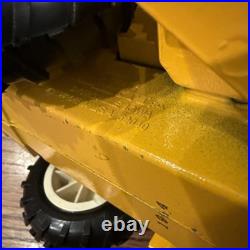 Ertl Diecast International Harvester Backhoe Loader Tractor, #472, 116 Scale