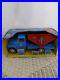 Ertl_Farm_Toy_International_IH_Loadstar_Feed_Truck_in_box_01_jd