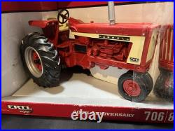 Ertl IH Farmall 706 & 806 40th Anniversary Ltd Edition 1/16 NIB