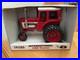 Ertl_INTERNATIONAL_HARVESTER_1468_V_8_withDUALS_Red_Cabwith_White_Top_4601_01_uh