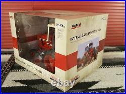 Ertl International 1486 1/16 Diecast Farm Tractor Replica Collectible