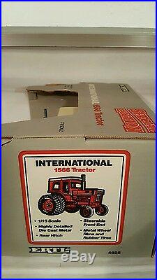 Ertl International 1566 with duals 1/16 diecast farm tractor replica collectible