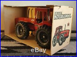 Ertl International 2+2 7488 1/16 diecast farm tractor replica collectible