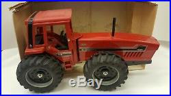 Ertl International 6388 2+2 Tractor 464
