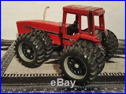 Ertl International 7488 2+2 1/16 die-cast farm tractor replica collectible