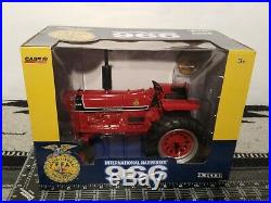 Ertl International 966 1/16 Die-cast Farm Tractor Replica Collectible