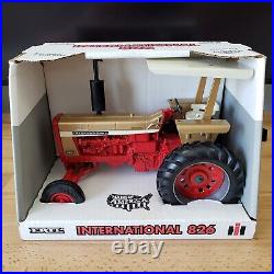 Ertl International Farmall 826 Gold Demonstrator Tractor Diecast 116