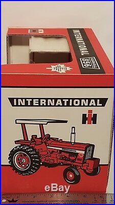 Ertl International Farmall 856 1/16 diecast metal farm tractor by Scale Models