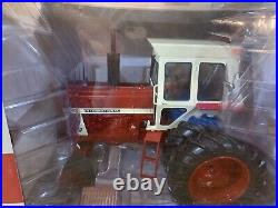 Ertl International Harvester 1066 Cab And Duals. Prestige. 1/16 Die-Cast NIB