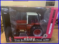 Ertl International Harvester 1086 Precision Key Series #6. 1/16 Scale. CHASER