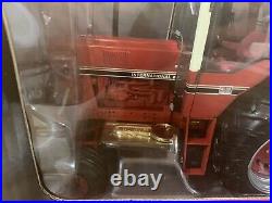 Ertl International Harvester 1086 Precision Key Series #6. 1/16 Scale. CHASER