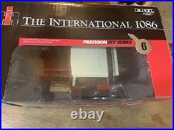 Ertl International Harvester 1086 Precision Key Series #6. 1/16 Scale. CHASER