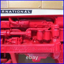 Ertl International Harvester 1456 Tractor #1Gold Demo 1/16 IH-4651-12DA-B2