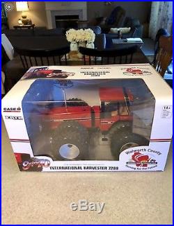 Ertl International Harvester 7288 1/16 diecast metal farm tractor replica