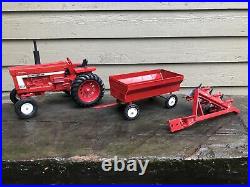 Ertl International Harvester 966 Hydro Farmall 1/16 Die Cast with Implements VG+