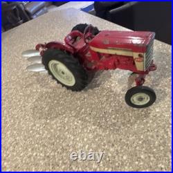 Ertl International Harvester Red Pressed Steel Diecast Farm Tractor