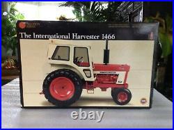 Ertl Precision International Harvester 1466