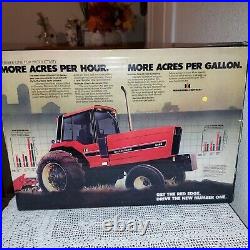 Ertl Precision Key 116 Scale International Harvester #5488 Tractor Red Nib