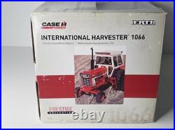 Ertl Prestige International Harvester 1066 Tractor 116 Diecast