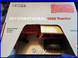 Ertl Special Edition 1/16 International IH 1566 Tractor in Box