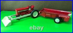Ertl Vintage IH International Tractor withLoader & Trailer