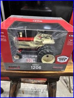 FARMALL INTERNATIONAL 1206 PRESTIGE TRACTOR With Heat Houser 1/16 Wide Front MIB