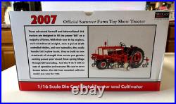 Farmall 540 International Harvester with Cultivator Tractor Diecast 1/16, 2007 Box