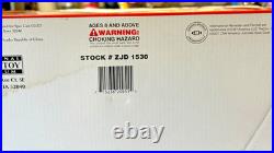 Farmall 540 International Harvester with Cultivator Tractor Diecast 1/16, 2007 Box