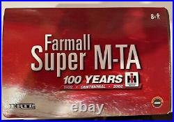 Farmall Super M-TA Tractor, 100 Years of International Harvester 1/16