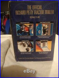 Franklin Mint The Official Richard Petty Tractor Trailer #43