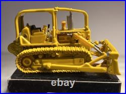 HO/187 Scale First Gear International Harvester TD-15 WithSweep Ropes & Blade