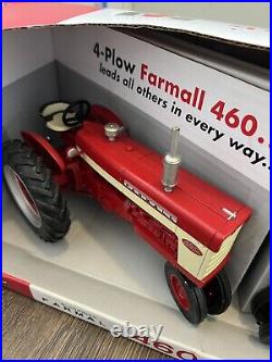 IH 460 & 560 Combo Set International Harvester Ertl Farmall 1/16 Tractors 2004